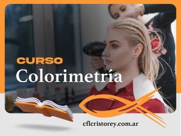 Imagen de un curso de colorimetría. En la imagen aparece una persona cuya cabellera está siendo estilizada mientras un estilista trabaja en el fondo. El texto dice: 'CURSO Colorimetría junto con el sitio web 'cflcristorey.com.ar''.